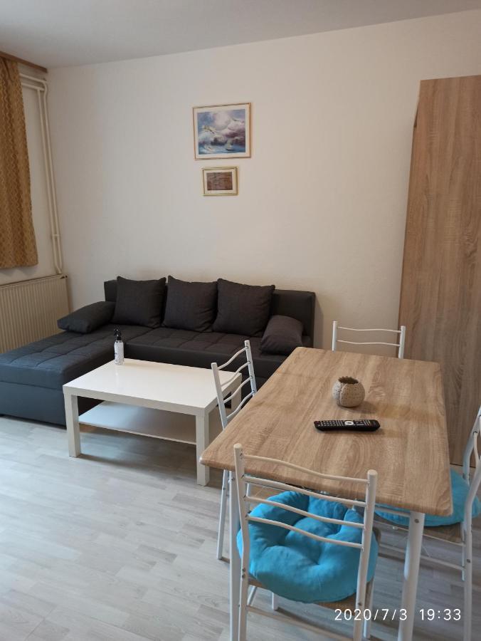 Apartment Knezevic 2 ยาดราโนโว ภายนอก รูปภาพ